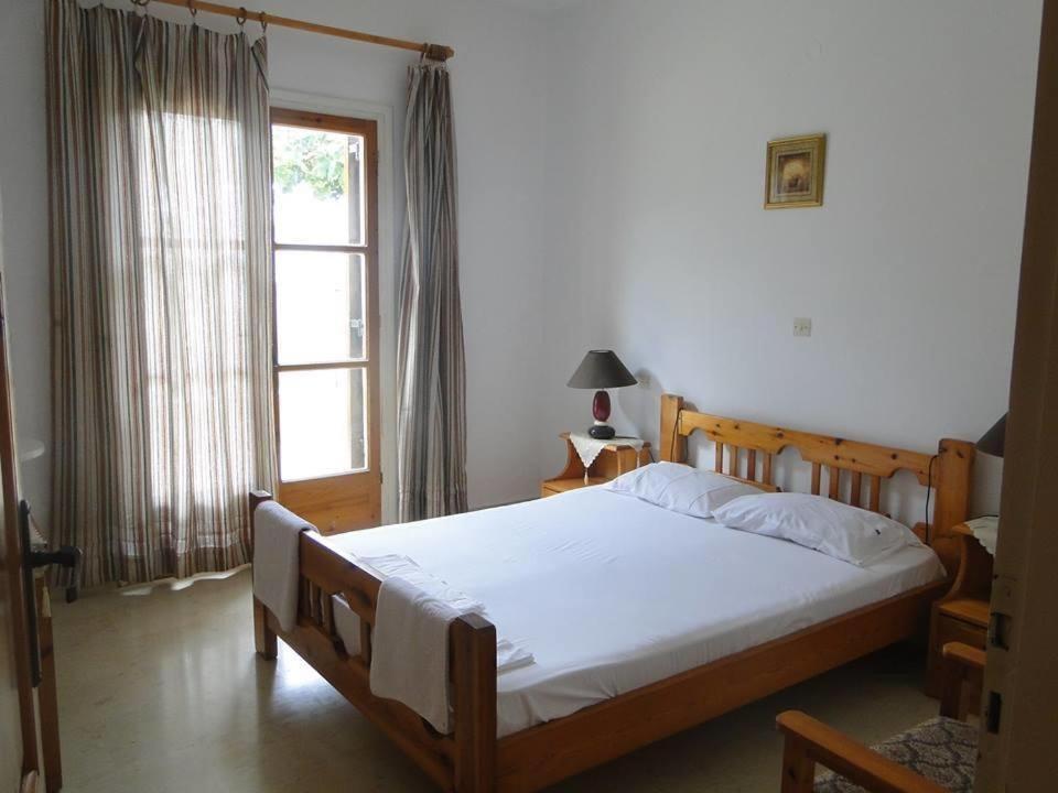 Paradise Inn Милатос Экстерьер фото